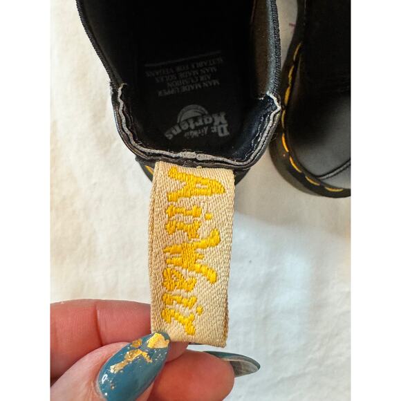 NEW-Dr Martens 2976 Chelsea Boots -Black Leather-Size 6W or 5M - Picture 12 of 15